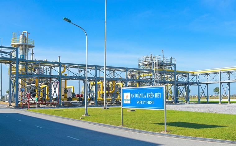 Những mốc son trong 35 năm hình thành và phát triển của PV GAS ảnh 3