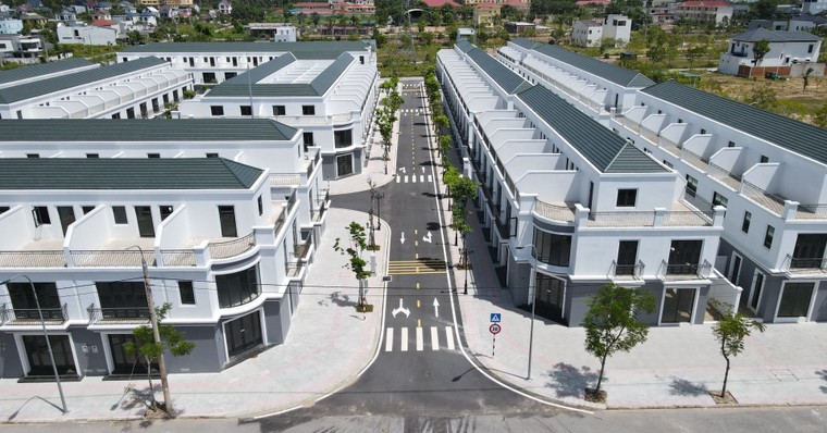 Động thái mới tại dự án Happy Home Quảng Trị: Nhà ở xã hội chất lượng cao sắp đến tay người lao động ảnh 2