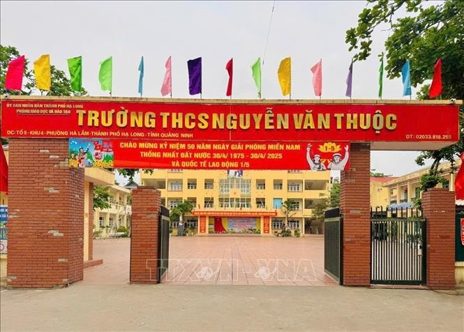 Cách chức hiệu trưởng chỉ đạo sửa điểm trên phần mềm học bạ điện tử ảnh 1