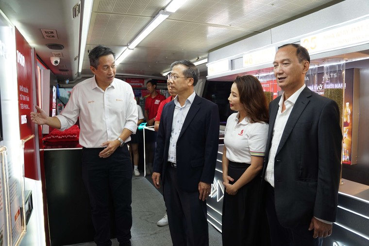 SABECO đóng góp 1 tỷ đồng hỗ trợ khắc phục thiệt hại sau bão lũ cho người dân tại Nghệ An và Hà Tĩnh ảnh 2