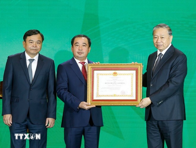 "Ngành Nông nghiệp và Môi trường đã trở thành nhân tố quan trọng trong kỷ nguyên phát triển mới" ảnh 2