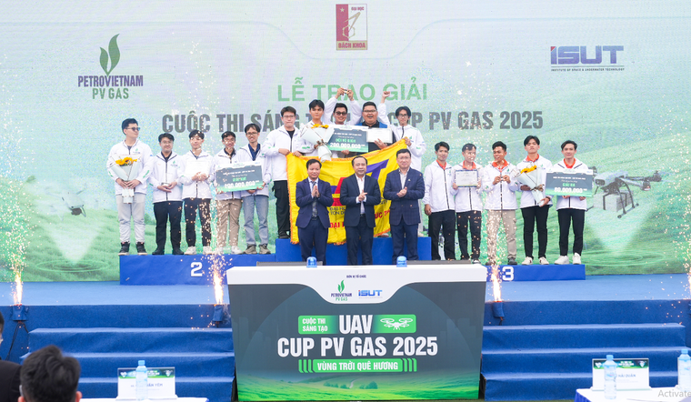 PV GAS đồng hành cùng “UAV Cup PV GAS 2025: Vùng trời quê hương” - Gieo mầm ước mơ, dựng nền kinh tế tầm thấp Việt Nam ảnh 2