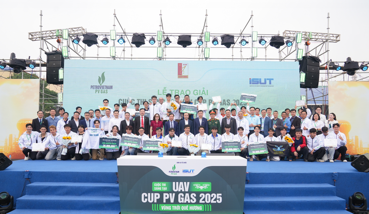 PV GAS đồng hành cùng “UAV Cup PV GAS 2025: Vùng trời quê hương” - Gieo mầm ước mơ, dựng nền kinh tế tầm thấp Việt Nam ảnh 3