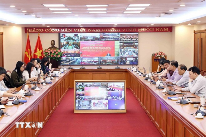 Hội nghị quán triệt, triển khai Nghị quyết Đại hội Đảng bộ Chính phủ lần 1 ảnh 2