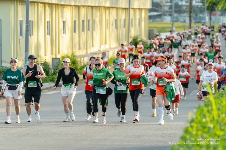 Herbalife Việt Nam đồng hành cùng giải Tiền Phong Half Marathon 2025 tại Thành phố Hồ Chí Minh ảnh 5