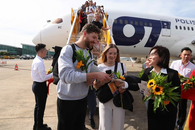 Vị khách thứ 20 triệu đến Việt Nam: Điểm khởi đầu cho hành trình mới mạnh mẽ ảnh 4