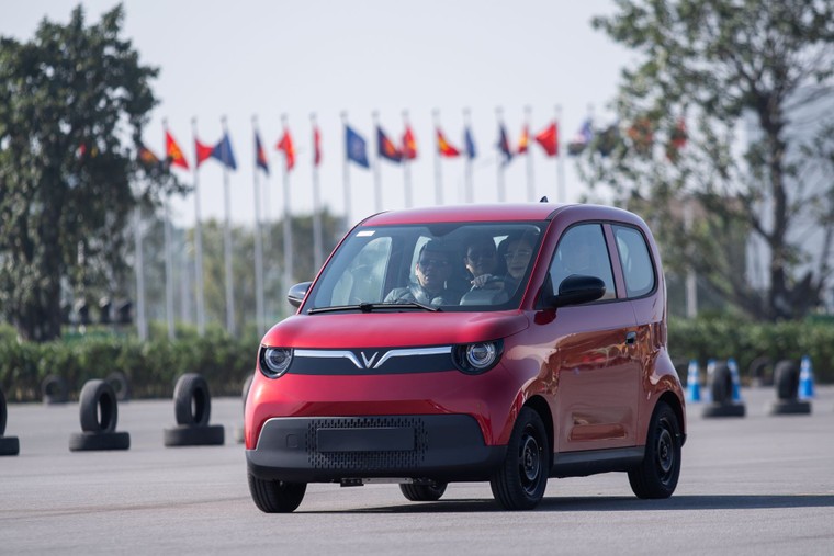 VinFast giới thiệu hệ sinh thái giao thông xanh toàn diện tại Vietnam Mobility Show 2025 ảnh 3