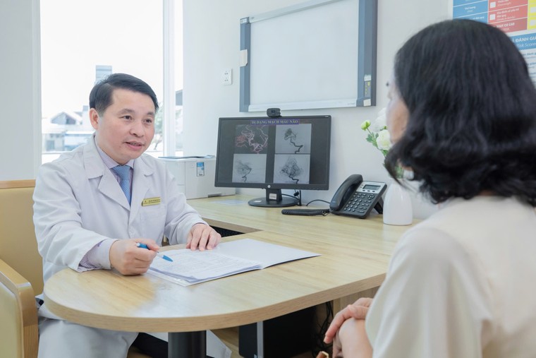 TS.BS Tôn Thất Trí Dũng: “Chạy nhanh hơn thời gian để cứu bệnh nhân đột quỵ” ảnh 1