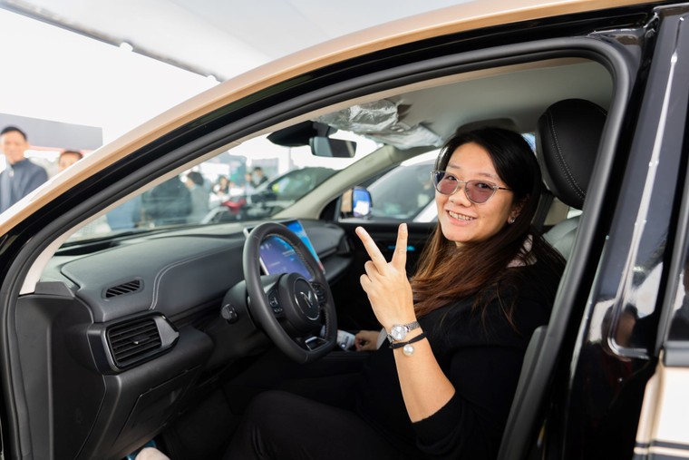 VinFast ghi dấu ấn di chuyển xanh tại Vietnam Mobility Show 2025 ảnh 2