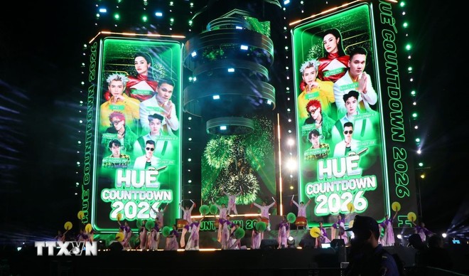 Các địa phương khắp mọi miền Tổ quốc tưng bừng chào đón năm mới 2026 ảnh 2