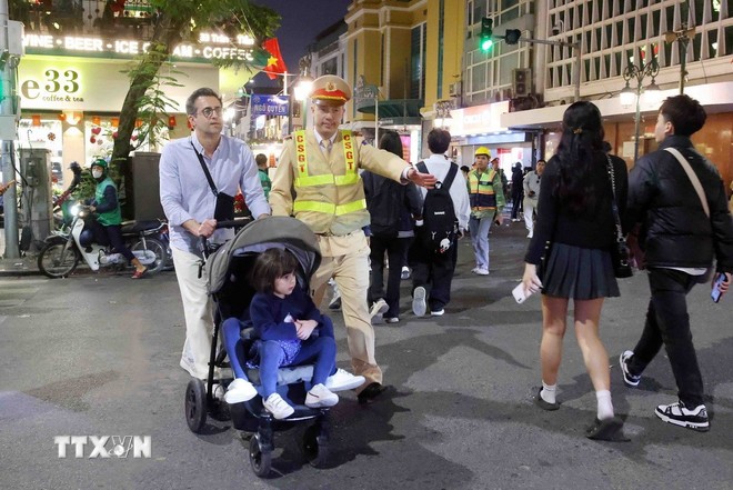 Không khí lạnh ảnh hưởng đến vùng núi Bắc Bộ, có nơi dưới 7 độ C ảnh 1