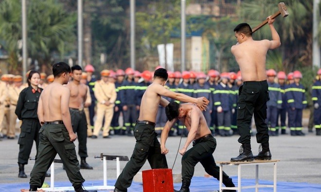 Rèn luyện lực lượng tinh nhuệ, bảo đảm an ninh trật tự phục vụ Đại hội XIV ảnh 5