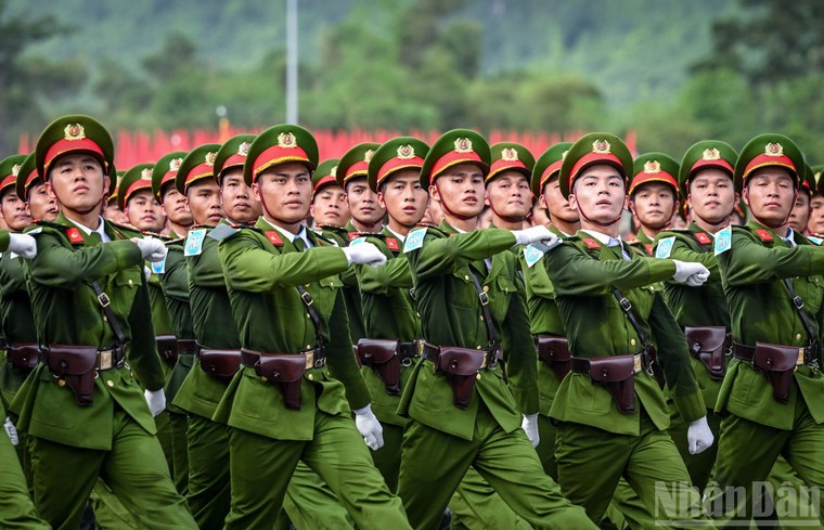 Dấu ấn nhiệm kỳ: "Vượt qua chính mình, trưởng thành vượt bậc" ảnh 1