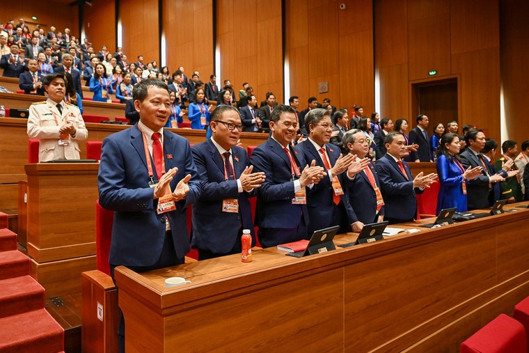 [Ảnh] Bộ Chính trị Ban Bí thư, Ban Chấp hành Trung ương khóa XIV ra mắt Đại hội ảnh 21