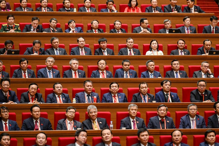 [Ảnh] Bộ Chính trị Ban Bí thư, Ban Chấp hành Trung ương khóa XIV ra mắt Đại hội ảnh 10