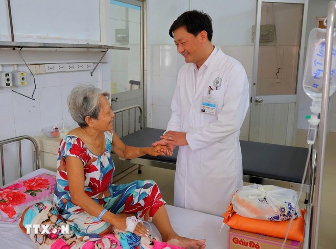 Trên 129.600 người bệnh được điều trị khỏi, ra viện trong 5 ngày nghỉ Tết ảnh 1