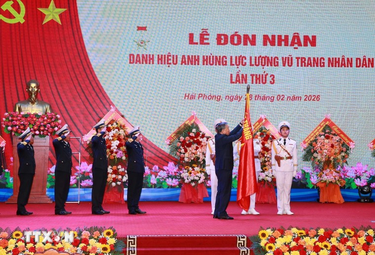 Phát biểu của Tổng Bí thư Tô Lâm tại Lễ đón nhận Danh hiệu Anh hùng Lực lượng Vũ trang Nhân dân của Quân chủng Hải quân ảnh 3