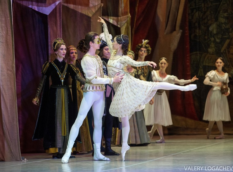 Vẻ đẹp ballet Nga khơi gợi những rung cảm từ chiều sâu tâm hồn ảnh 2