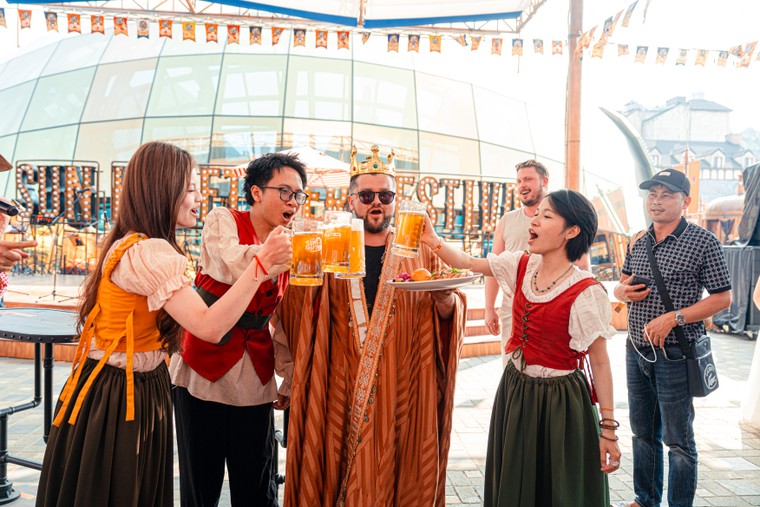 Dịp lễ 30/4 – 1/5, đừng bỏ lỡ "đại tiệc nghệ thuật, ẩm thực và bia trên đỉnh Bà Nà ảnh 1