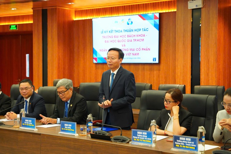 PVcomBank và Trường Đại học Bách khoa – Đại học Quốc gia TP. Hồ Chí Minh ký thỏa thuận hợp tác, cùng kiến tạo nguồn nhân lực chất lượng cao ảnh 2