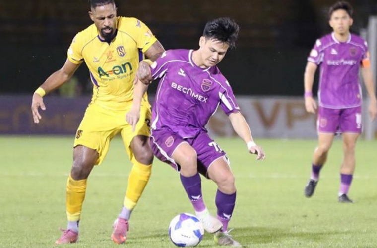 Cuộc đua trụ hạng V-League: Những trận cầu "sinh tử" ảnh 1