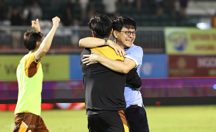 Tài năng 18 tuổi giúp HAGL trụ hạng V-League ảnh 2