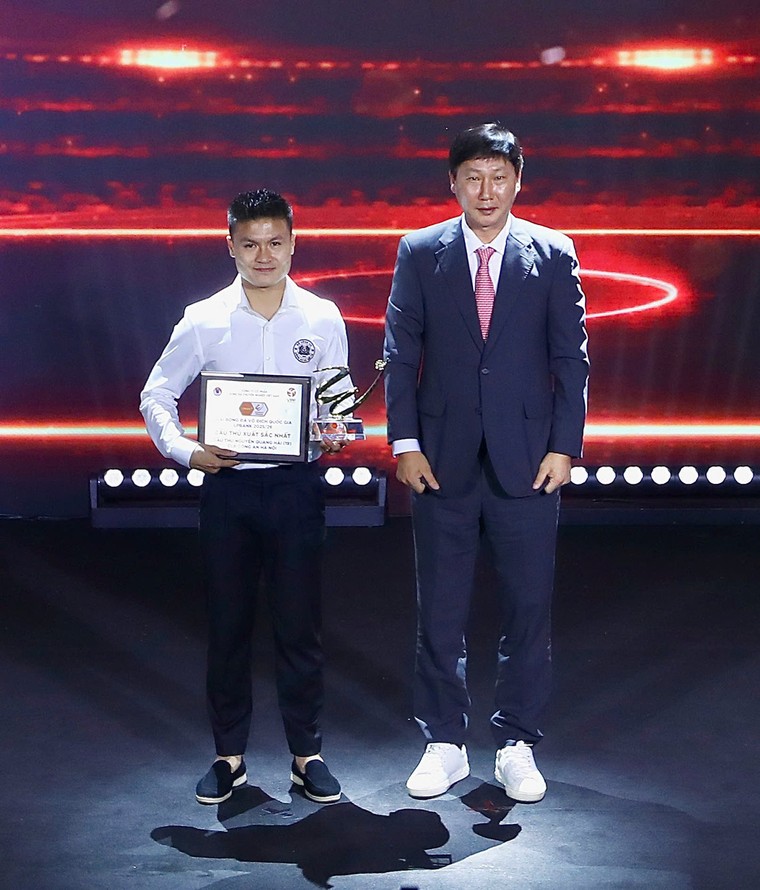 Quang Hải hay nhất V-League 2025-2026 ảnh 1