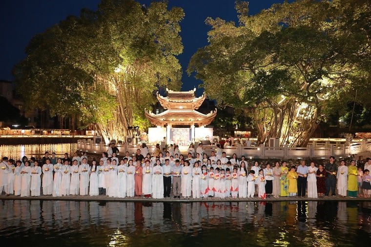 “Gặp lại thanh xuân của mẹ” trong mùa Vu Lan ảnh 5