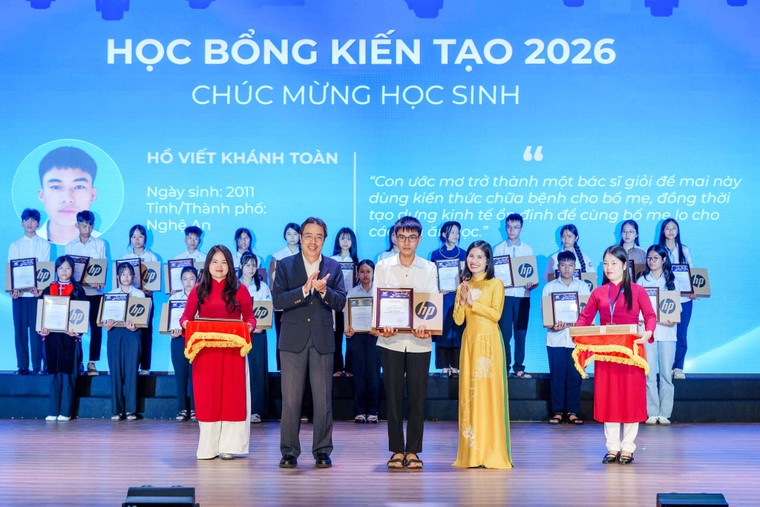 Học bổng Kiến tạo mùa 6 của Vinschool: Trao cơ hội để học sinh kiến tạo tương lai ảnh 2