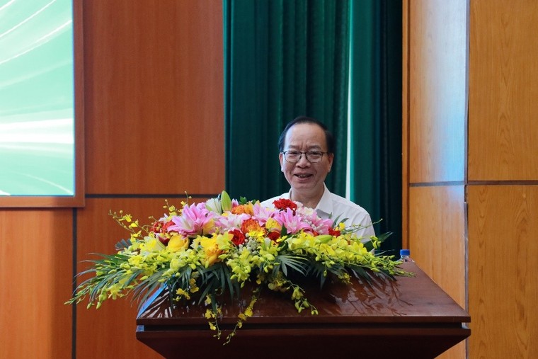 Công đoàn Y tế Việt Nam trao giải Cuộc thi trực tuyến tìm hiểu Nghị quyết 72-NQ/TW và tập huấn ứng dụng AI trong lĩnh vực y tế và hoạt động công đoàn ảnh 8