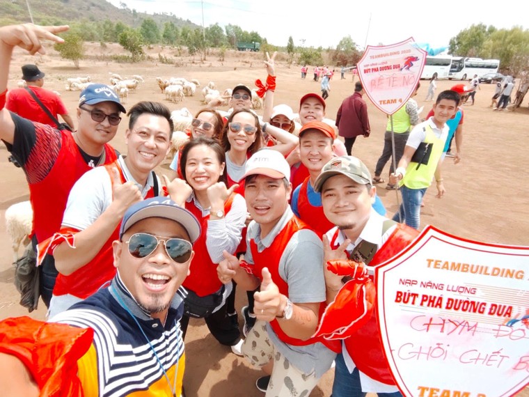 Họ đối mặt với đại dịch COVID-19 như thế nào? - Bài 1: HDV du lịch thất nghiệp, bán xe trả nợ ảnh 1