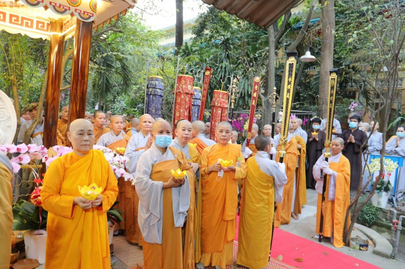 Lễ nhập kim quan Ni Trưởng thượng Huệ hạ Giác - Tông Trưởng Liên Tông Tịnh Độ Non Bồng ảnh 9