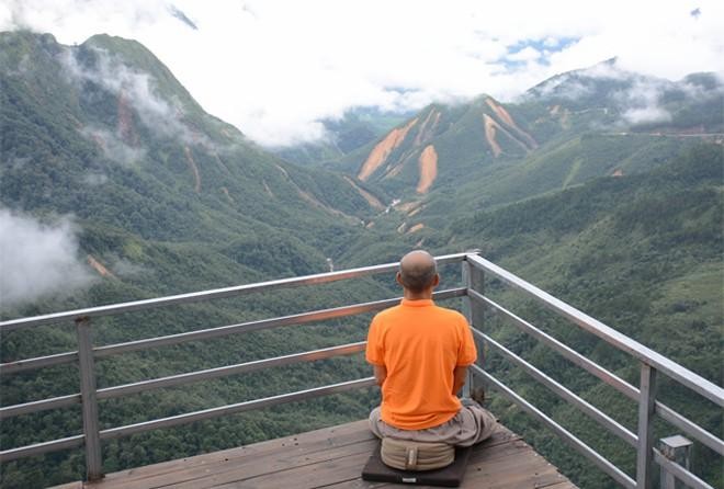 Thiền là vi diệu. Nhưng bạn nhớ giúp rằng thiền có 2 loại là Thiền Định và Thiền Tuệ nhé. Nếu muốn nói về thiền nói chung thì chỉ dùng từ Thiền.