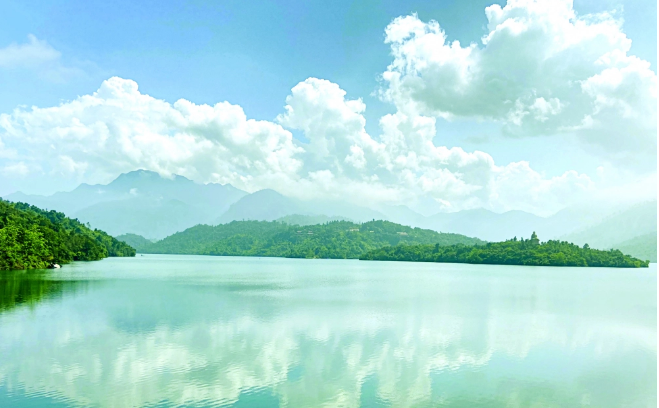 Thiền viện Trúc Lâm Bạch Mã - Chốn thiền tịnh đẹp như tranh ảnh 2