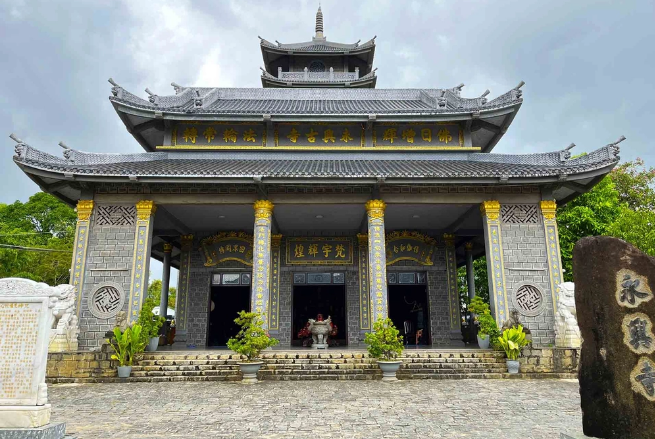 Chùa Vĩnh Hưng: Ngôi chùa bằng đá độc đáo ở Sóc Trăng ảnh 6