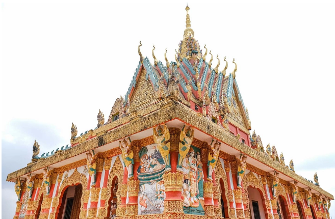 Chùa Cù Lao: Ngôi chùa độc đáo, đẹp rực rỡ ở miền Tây ảnh 1