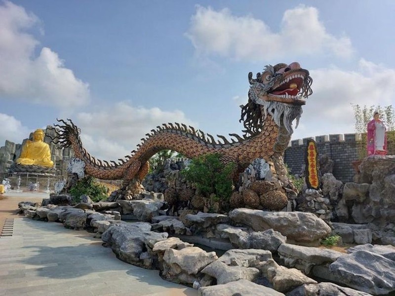 Chùa La Hán: Ngôi chùa cổ mang vẻ đẹp tựa trong tranh vẽ tại Sóc Trăng ảnh 2