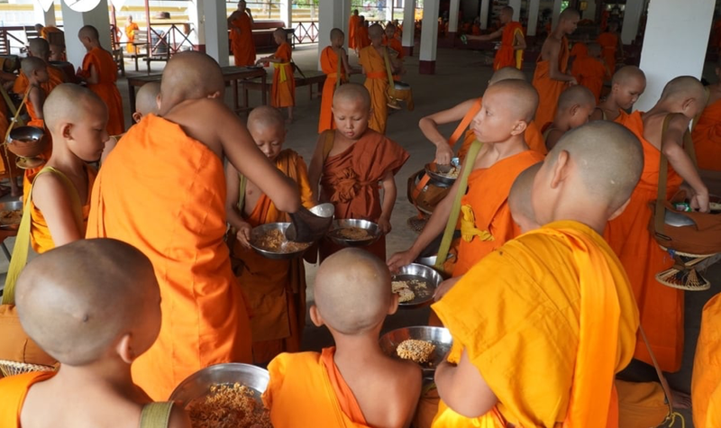 Chùa Phạ-ô: Ngôi chùa có nhiều chú tiểu nhất ở Lào ảnh 3