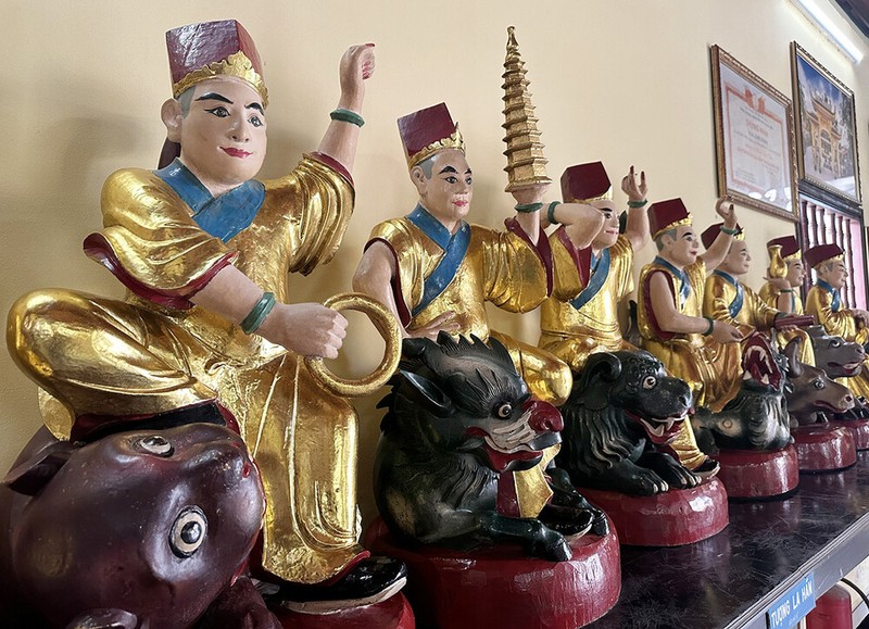 Chiêm ngưỡng 18 ‘báu vật’ trăm năm tuổi trong ngôi cổ tự ở Cần Thơ ảnh 3