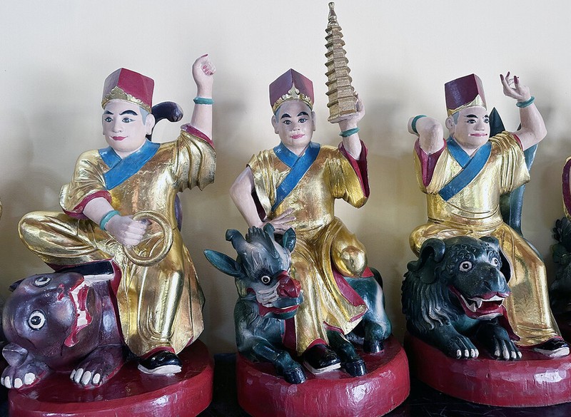 Chiêm ngưỡng 18 ‘báu vật’ trăm năm tuổi trong ngôi cổ tự ở Cần Thơ ảnh 4