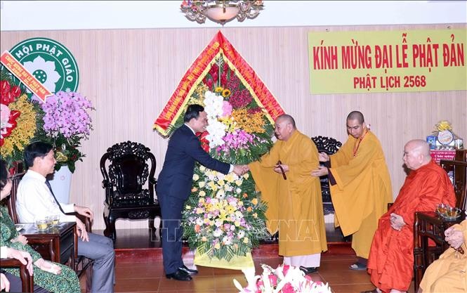 Lãnh đạo Đảng, Nhà nước chúc mừng Đại lễ Phật đản 2024 tại Thành phố Hồ Chí Minh ảnh 1