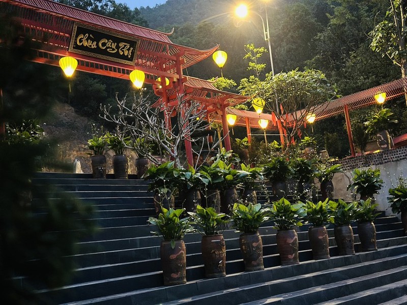 Chùa Cây Thị: Ngôi chùa cổ linh thiêng có không gian yên bình ảnh 9