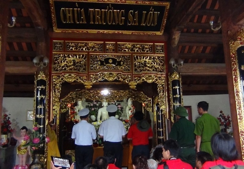 Những "điểm tựa tâm linh" giữa quần đảo Trường Sa ảnh 1