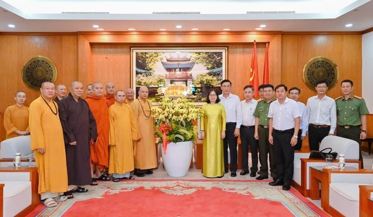 Thượng tọa Thích Thanh Phong dẫn đầu đoàn Ban Trị sự tỉnh thăm lãnh đạo Tỉnh ủy Bà Rịa-Vũng Tàu ảnh 2