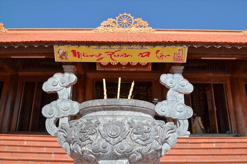 Chiêm ngưỡng ngôi chùa đẹp nhất ở Phú Quốc ảnh 13