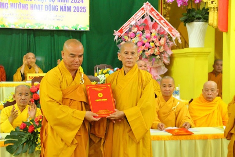 Đồng Tháp: Trao quyết định bổ nhiệm Trưởng ban và Phó Thường trực Ban Trị sự Phật giáo tỉnh ảnh 6