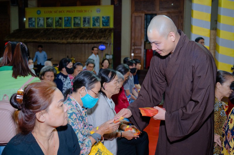 Chùa Minh Đạo tổ chức "Xuân yêu thương - Tết nghĩa tình" ảnh 3