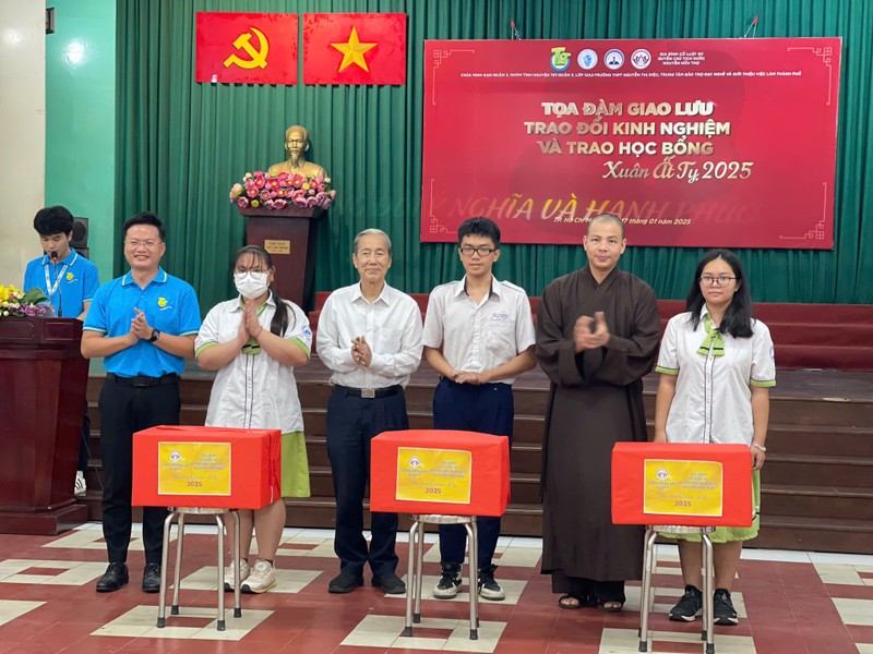 Chùa Minh Đạo tổ chức "Xuân yêu thương - Tết nghĩa tình" ảnh 2