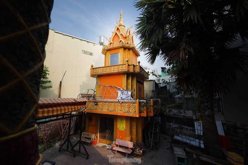 Độc đáo ngôi chùa ở TP HCM với nhiều tượng rắn ảnh 10