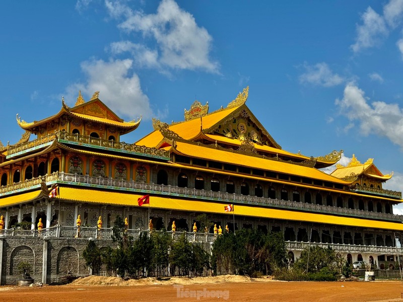 Chiêm bái tượng Phật Quan Âm cao nhất Đông Nam Á ở Quảng Ngãi ảnh 1